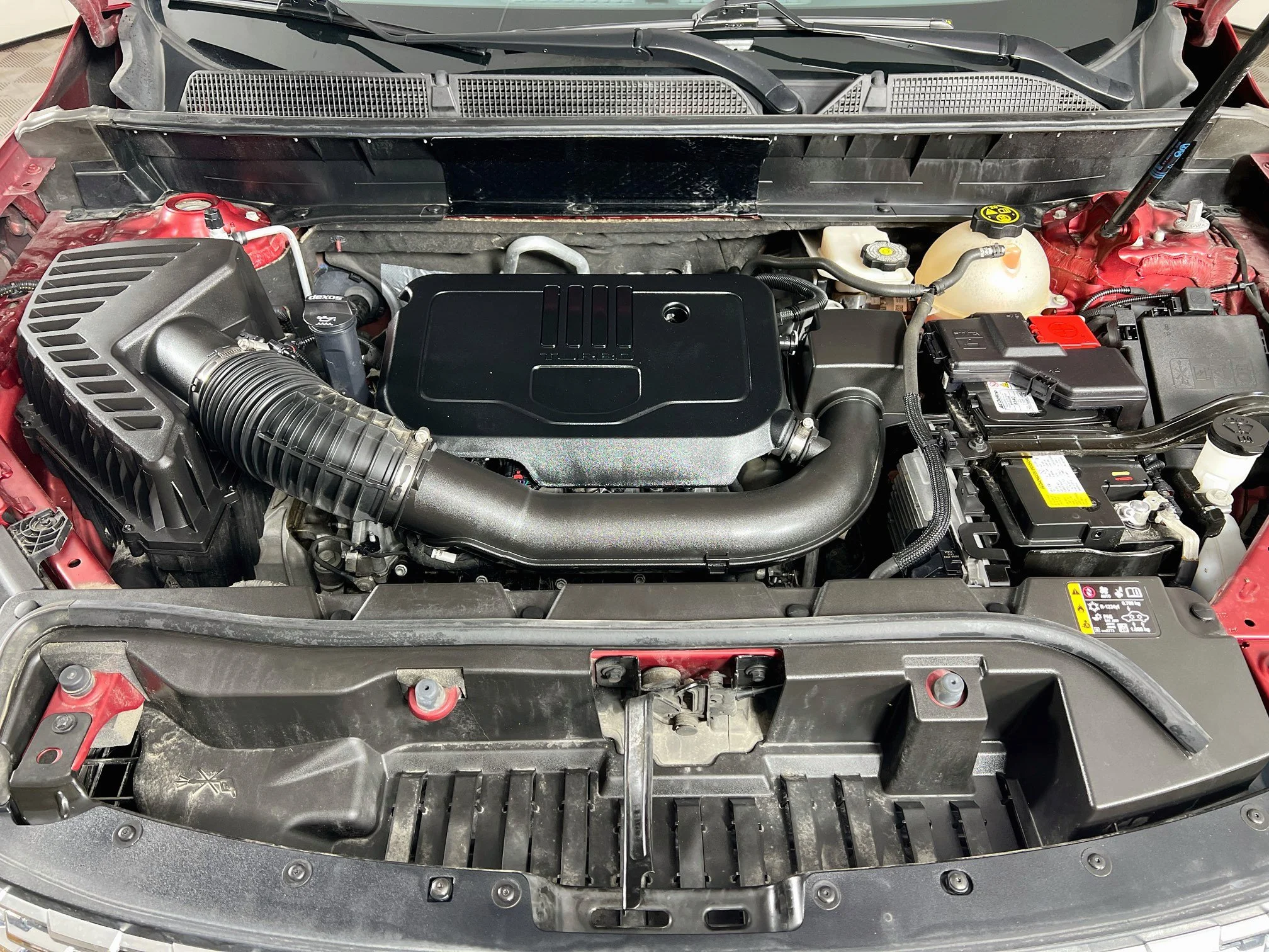Used 2023 Volcanic Red Tintcoat GMC DENALI image 30