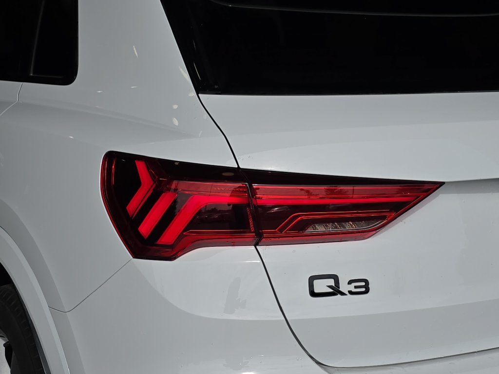 Used 2025 White Audi Premium image 34