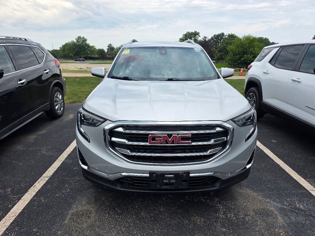 Used 2020 Quicksilver Metallic GMC SLT image 1