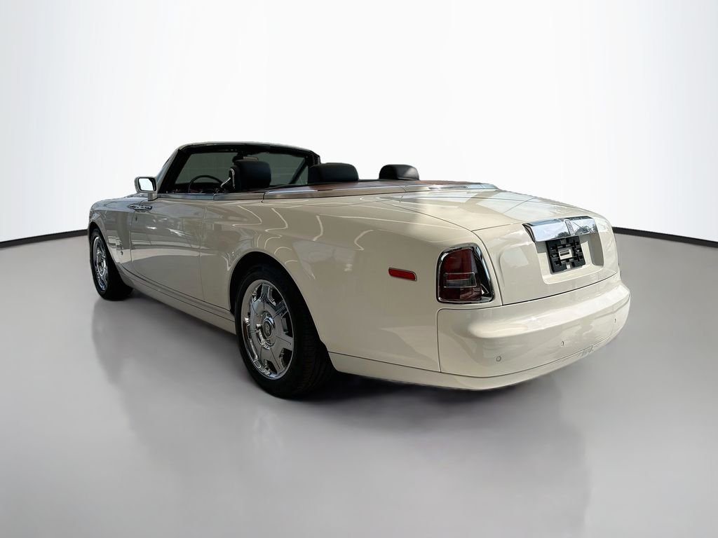 Used 2009 English White Rolls-Royce Base image 3