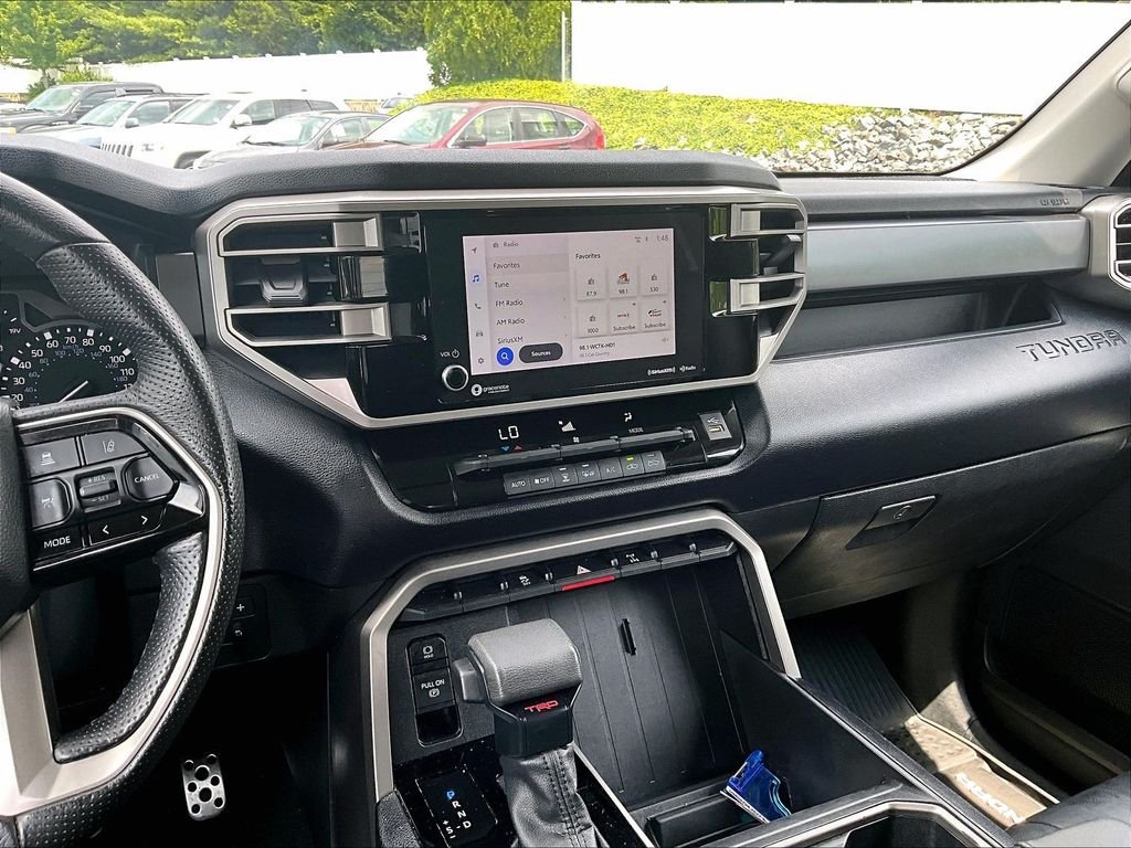 Used 2022 Green Toyota SR5 image 18