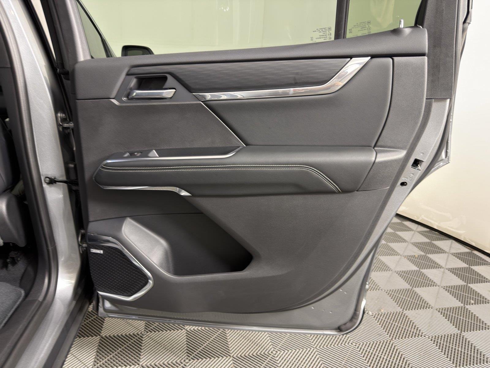 2026 GMC Acadia Elevation - Photo 15