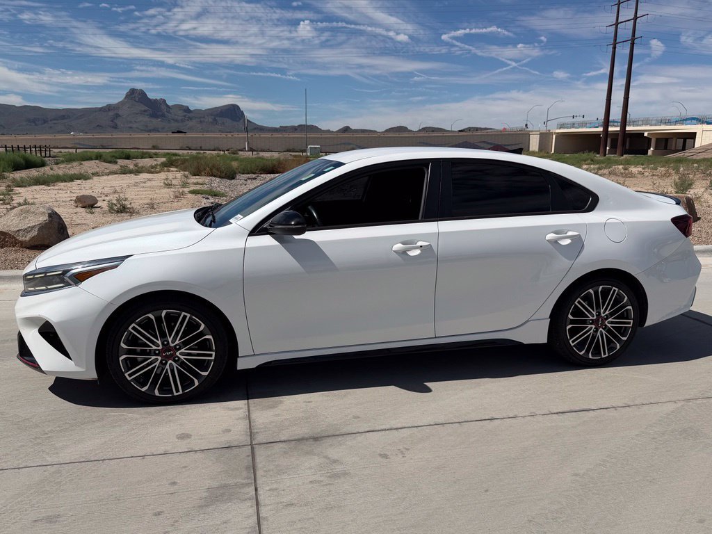 Used 2023 White Kia GT image 4