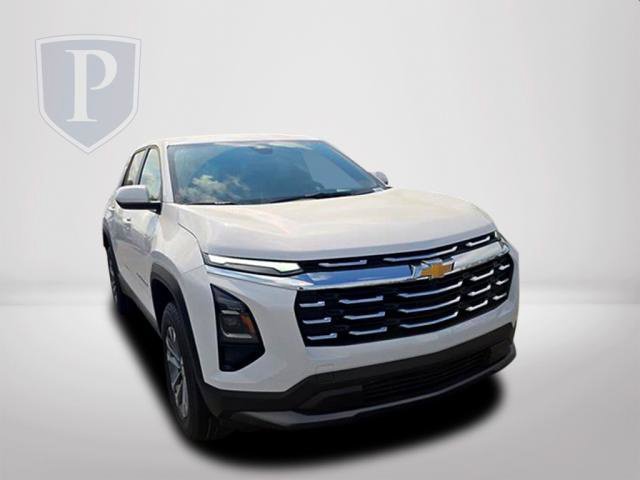 New 2027 Summit White Chevrolet FWD LT image 14