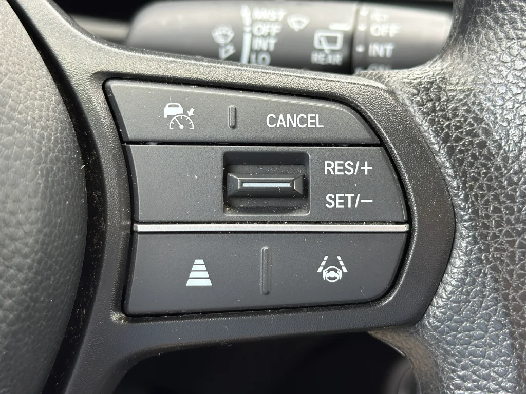 Used 2024  Honda LX image 15