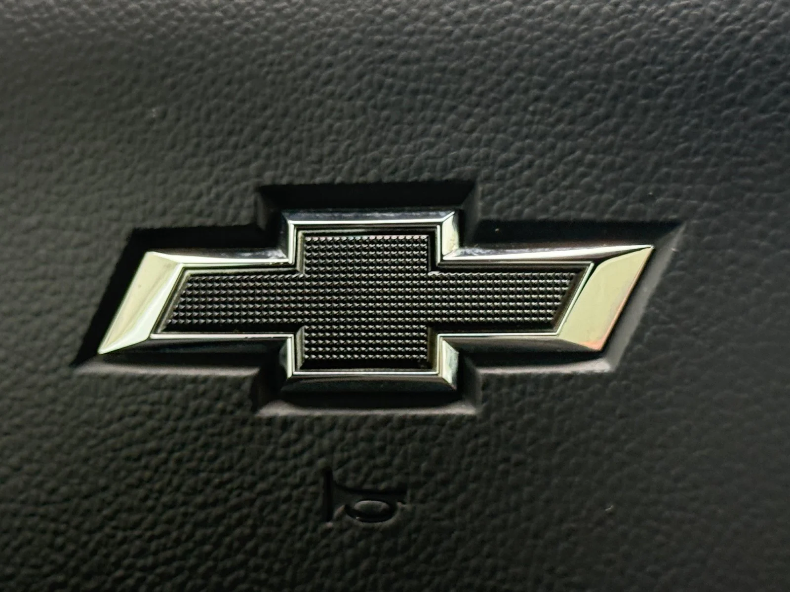 Used 2022 Summit White Chevrolet ZR2 image 5