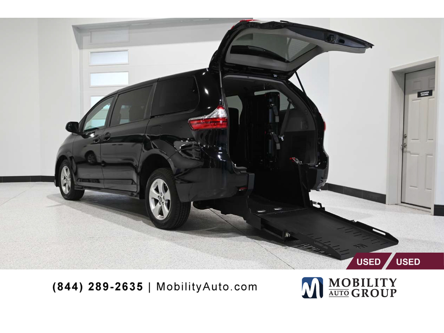 2020 Toyota Sienna L