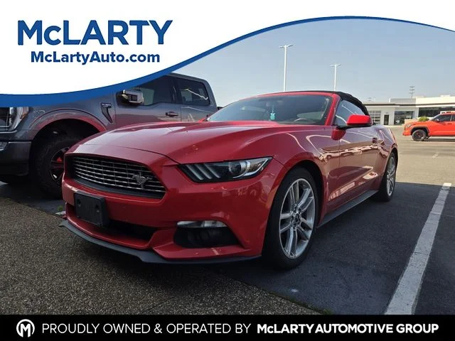 2016 Ford Mustang EcoBoost Convertible Premium's photo