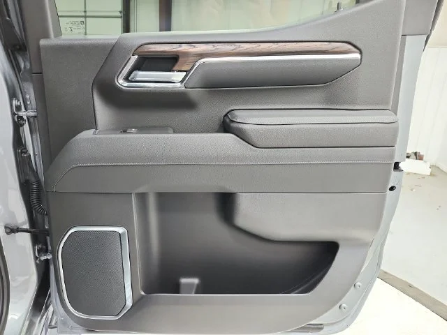 2026 GMC Sierra 1500 SLT - Photo 46