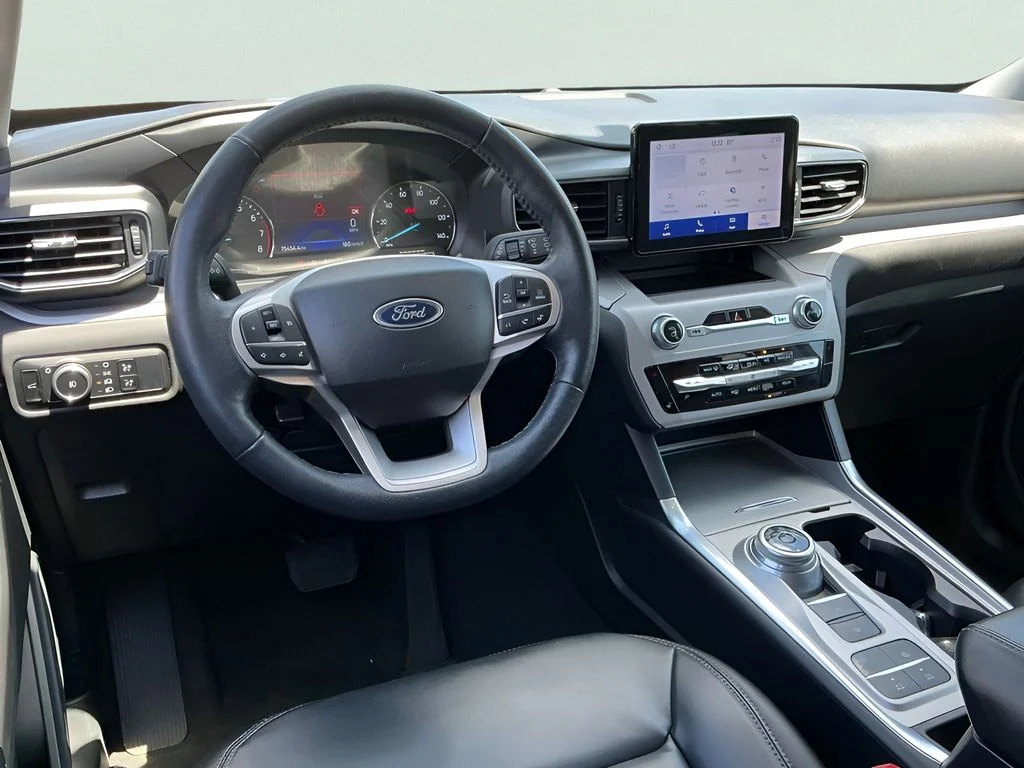 Used 2023 White Ford XLT image 21