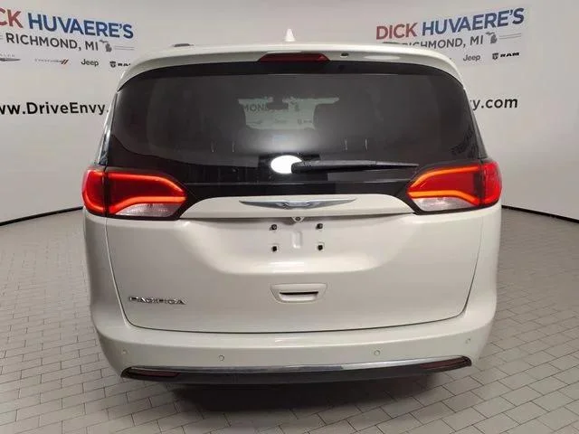 Used 2017 White Chrysler Touring L Plus image 5