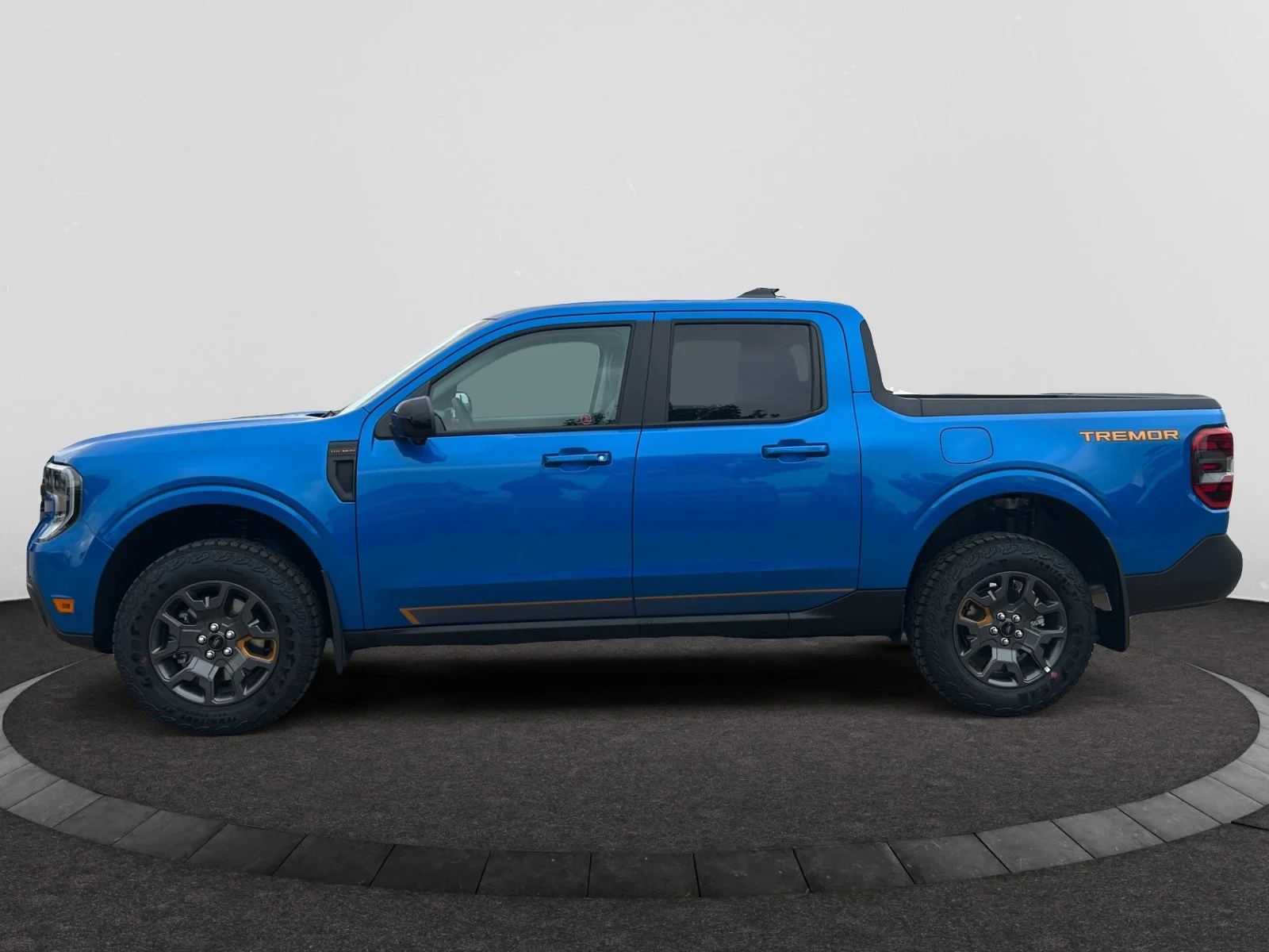 New 2026 Velocity Blue Ford Tremor image 2