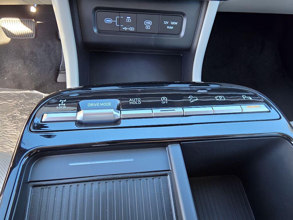 New 2026 Phantom Black Hyundai Limited AWD image 20