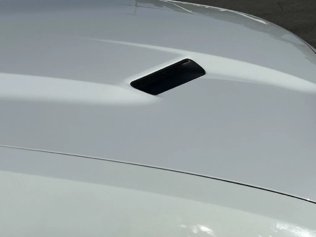 Used 2021 White Dodge SXT image 31