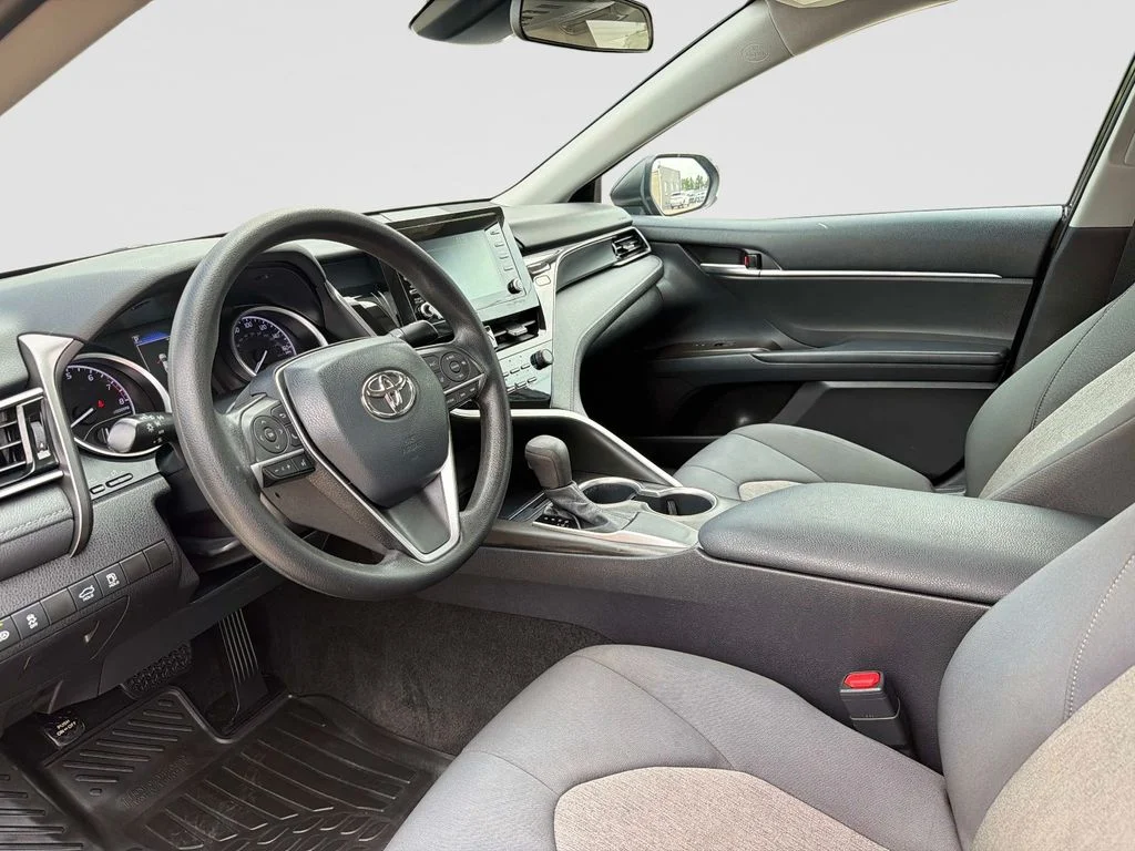 Used 2021 Midnight Black Metallic Toyota LE image 22