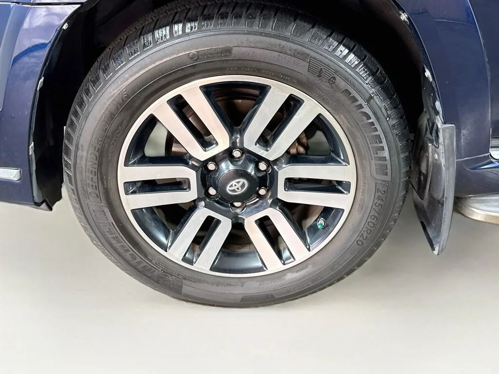 Used 2014 Blue Toyota Limited image 41