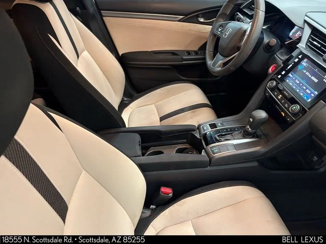 Used 2018  Honda EX image 13