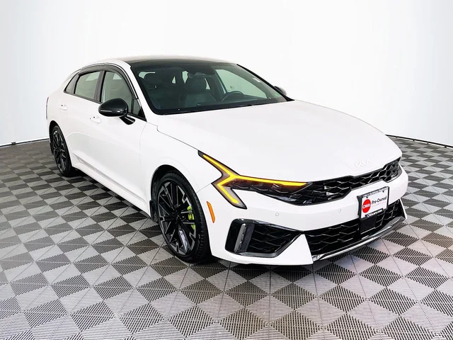 2025 Kia K5 GT