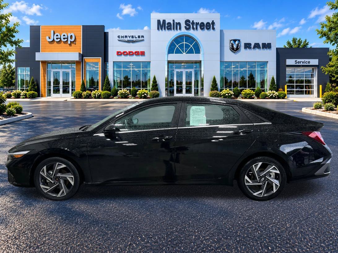 Used 2025 Hyundai Elantra SEL with VIN KMHLS4DG3SU991434 for sale in Kansas City