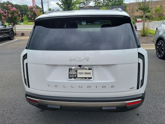 New 2027 White Pearl Kia S image 5