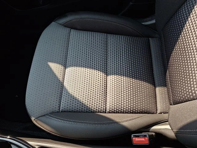 Used 2024 Red Chevrolet LT image 27