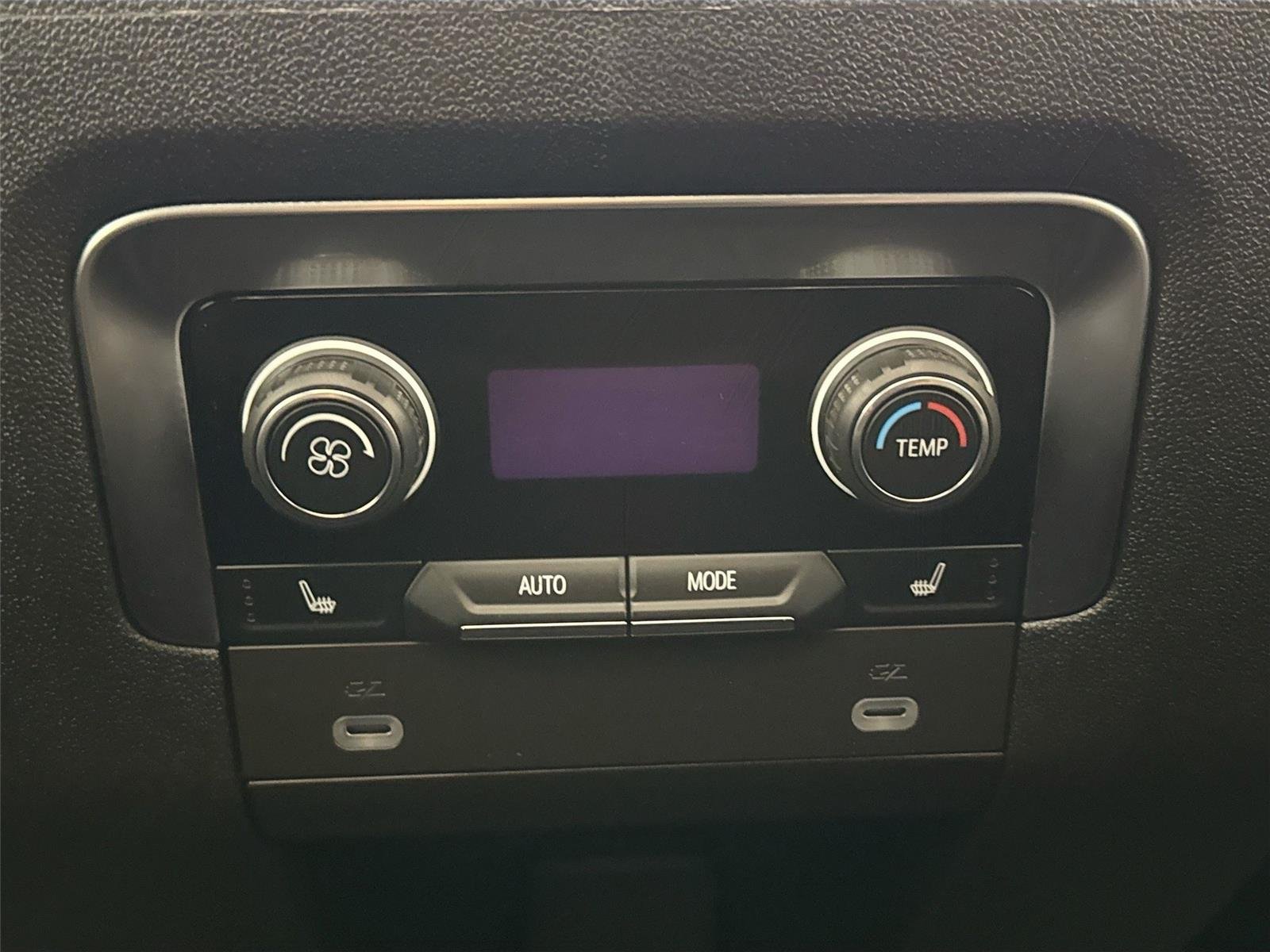 Used 2024 Black Chevrolet High Country image 38
