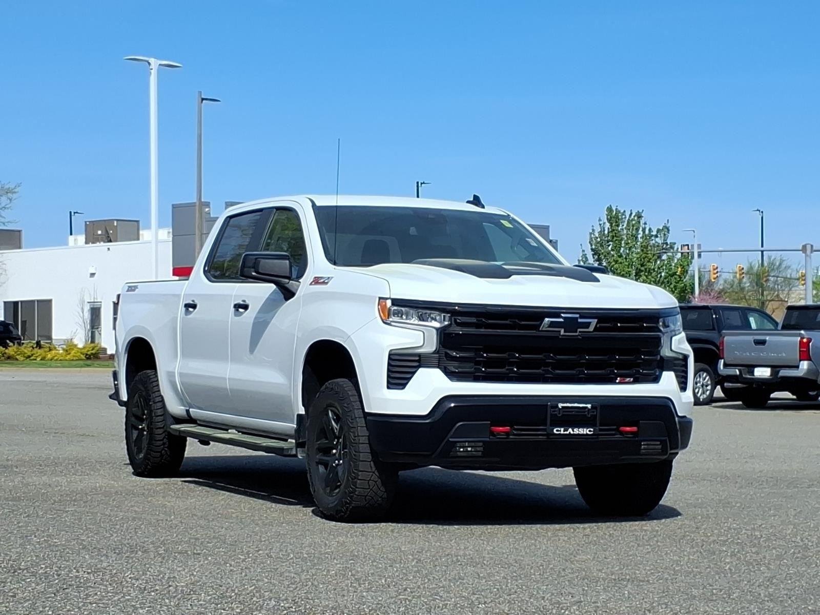 Used 2023 Summit White Chevrolet LT Trail Boss image 5