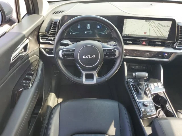 2025 Kia Sportage EX - Photo 9