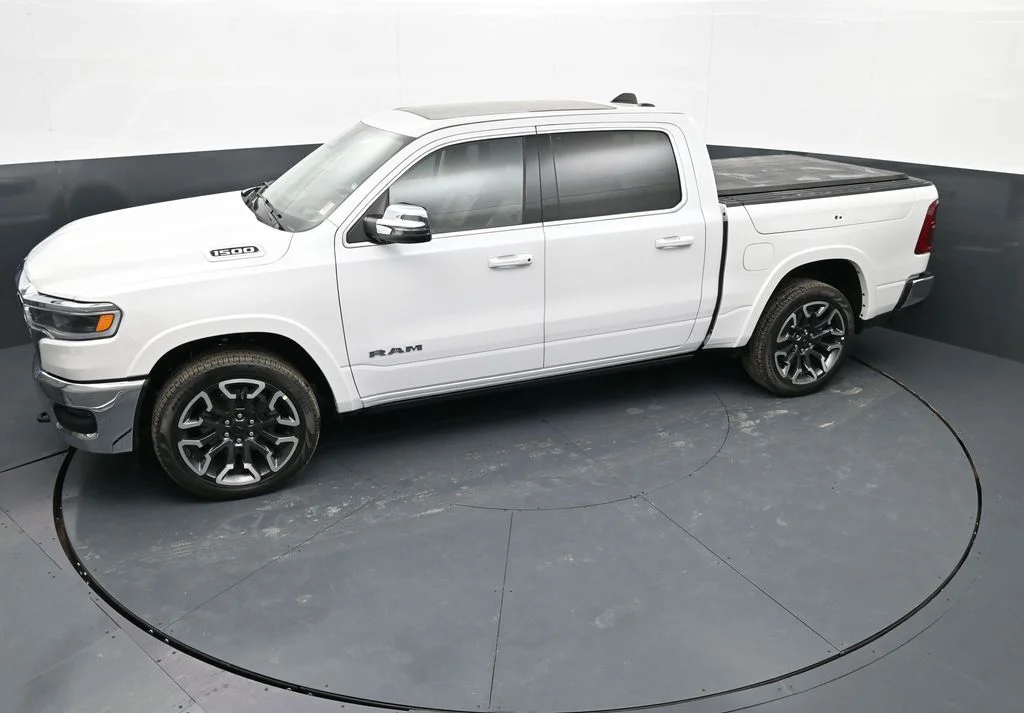 New 2026 Ivory White Tri-Coat Pearl-Coat Exterior Paint RAM Limited image 45
