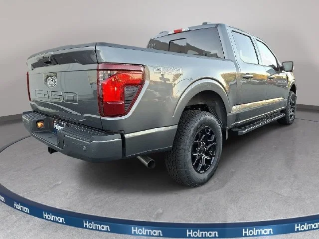 New 2026 Carbonized Gray Metallic Ford XLT image 4