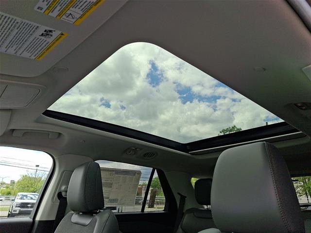 New 2026 Agate Black Metallic Ford Active image 30