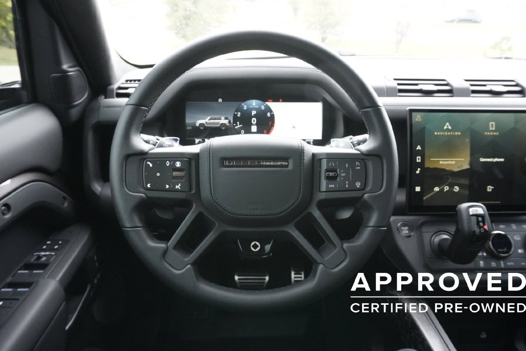 Certified Used 2026 Charente Grey Premium Metallic Land Rover OCTA image 10