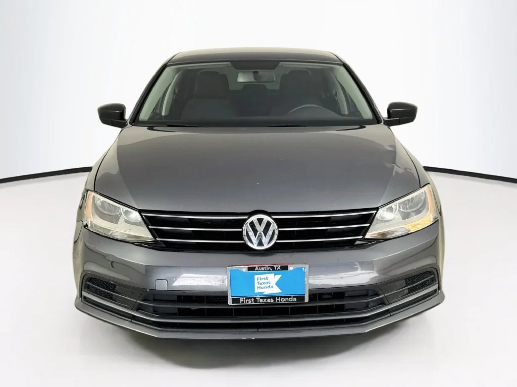 Used 2016 Platinum Gray Metallic Volkswagen 1.4T S image 2