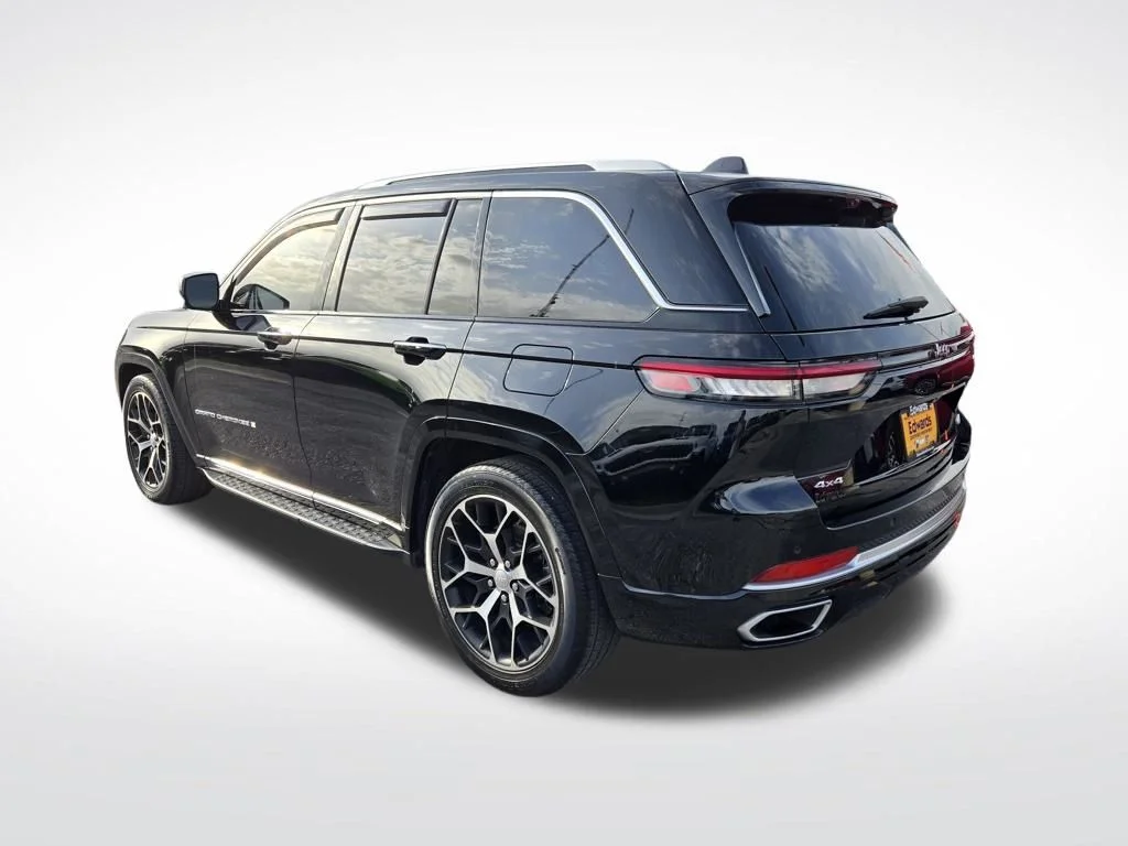 Certified Used 2022 Black Jeep Summit Reserve image 6