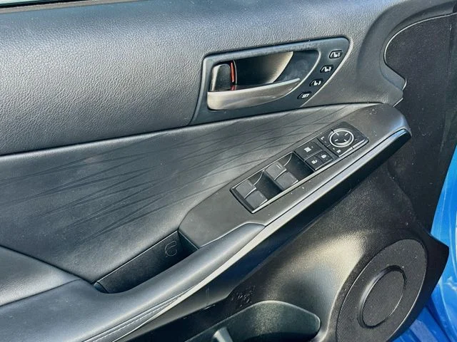 Used 2023  Lexus 350 F SPORT image 17