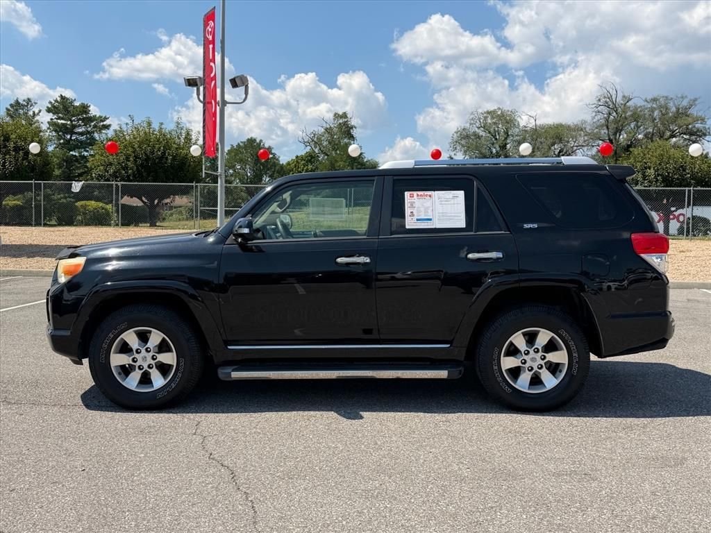 Used 2010  Toyota SR5 image 8