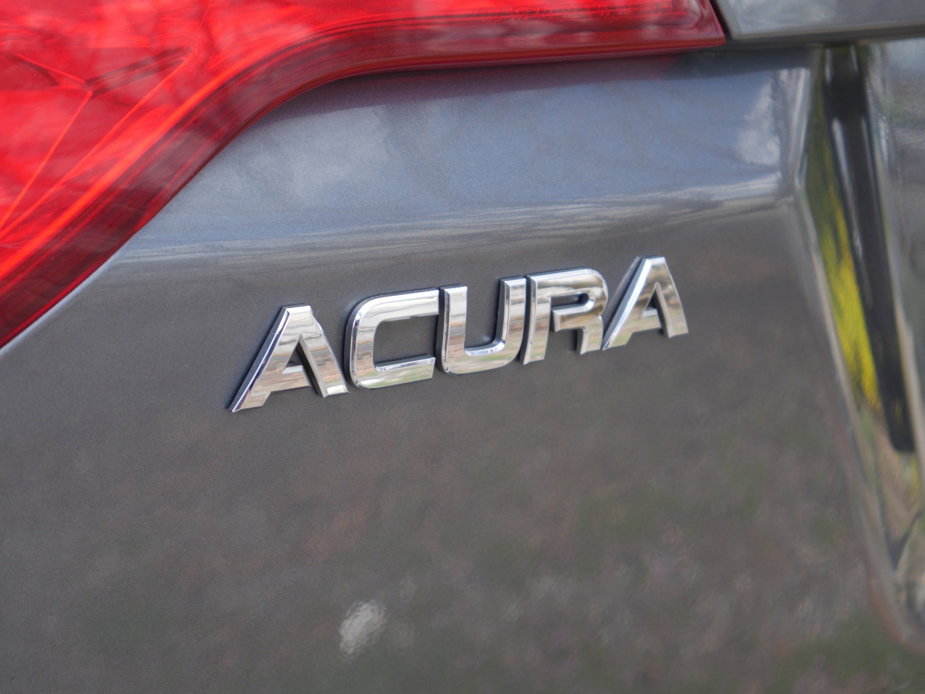Used 2008 Sterling Gray Metallic Acura  image 18