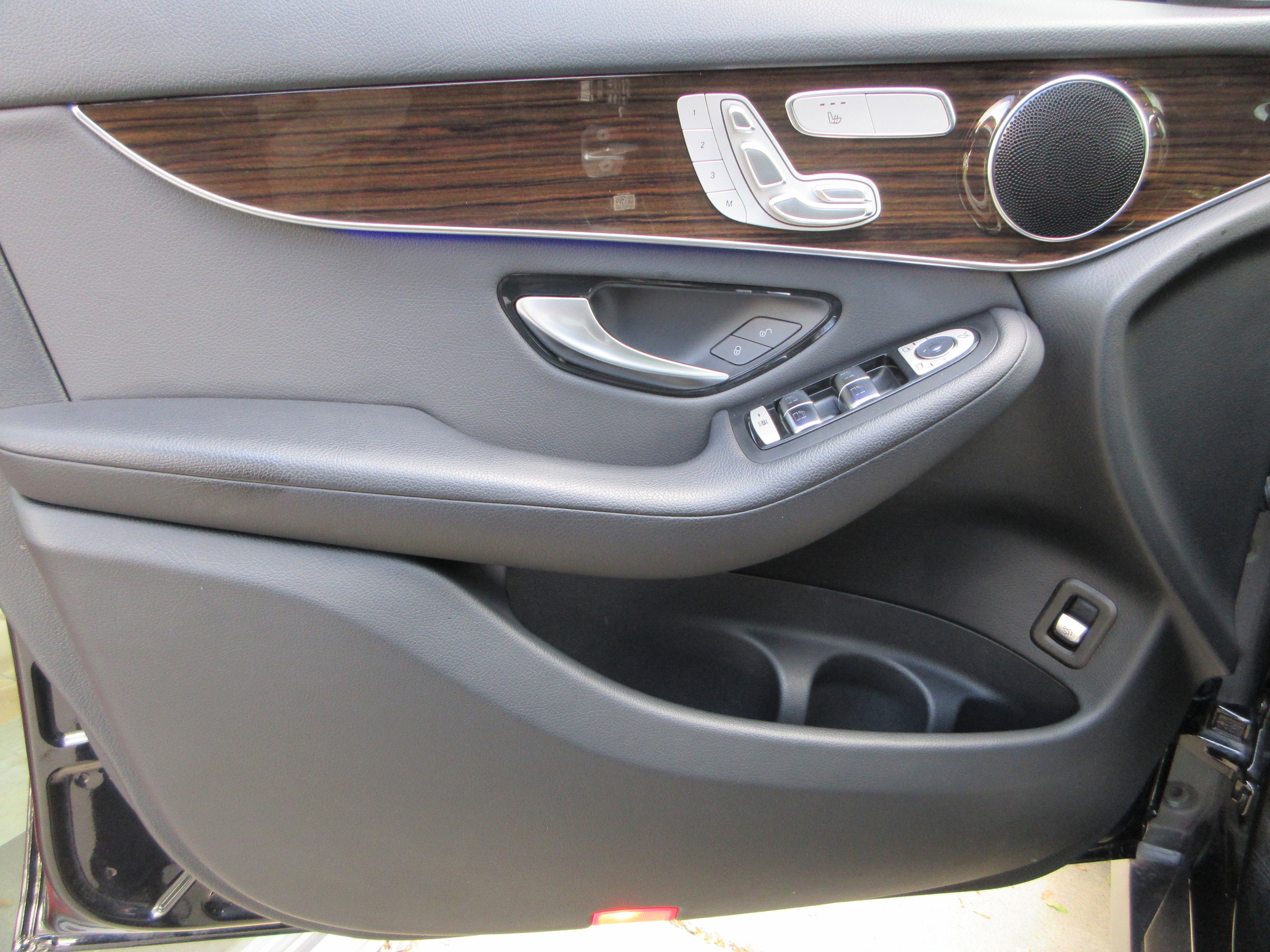 Used 2020 Black Mercedes-Benz GLC 300 Coupe image 28