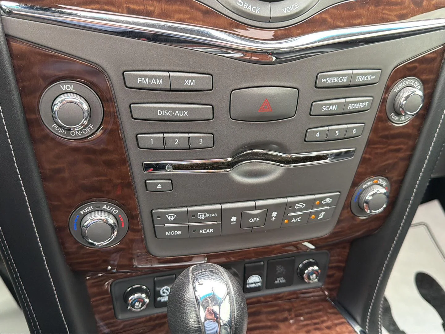 Used 2017 Forged Copper Nissan Platinum image 35