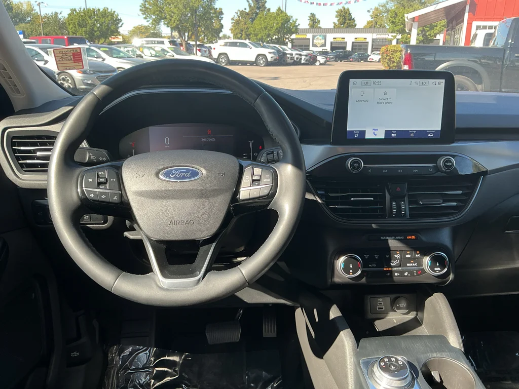 Used 2024 Agate Black Metallic Ford Active image 9