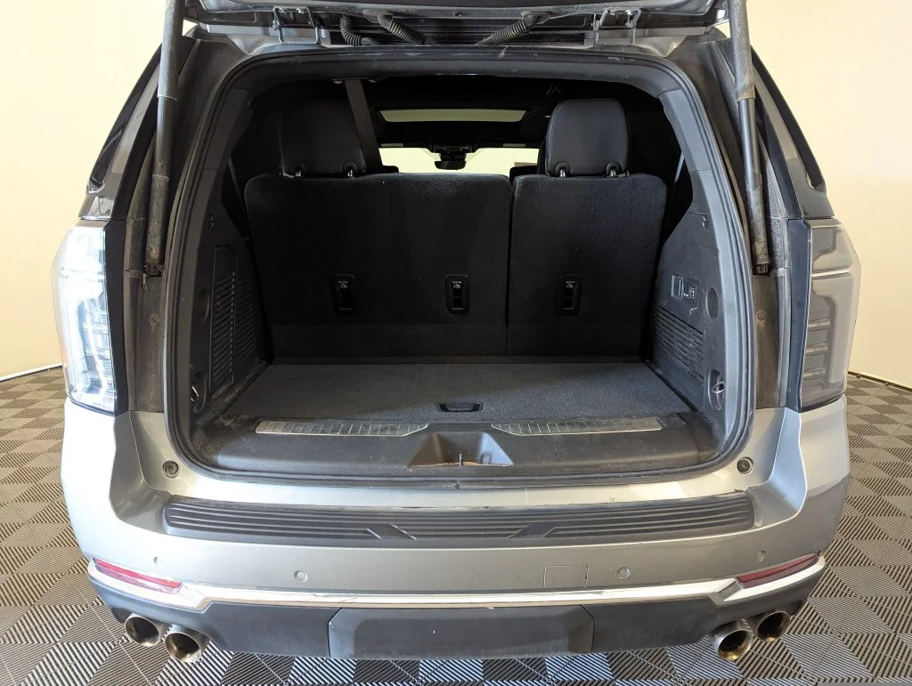 Used 2025 Gray Chevrolet Premier image 14