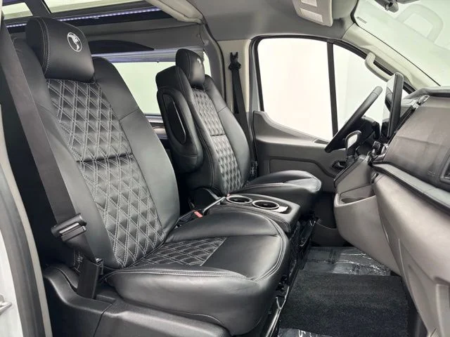 Used 2025 Gray Metallic Ford Explorer Limited SE image 25