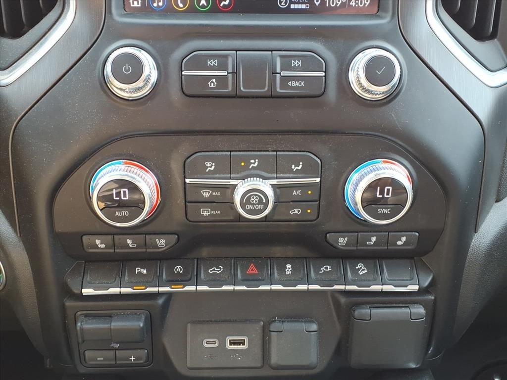 Used 2021 Black GMC AT4 image 27