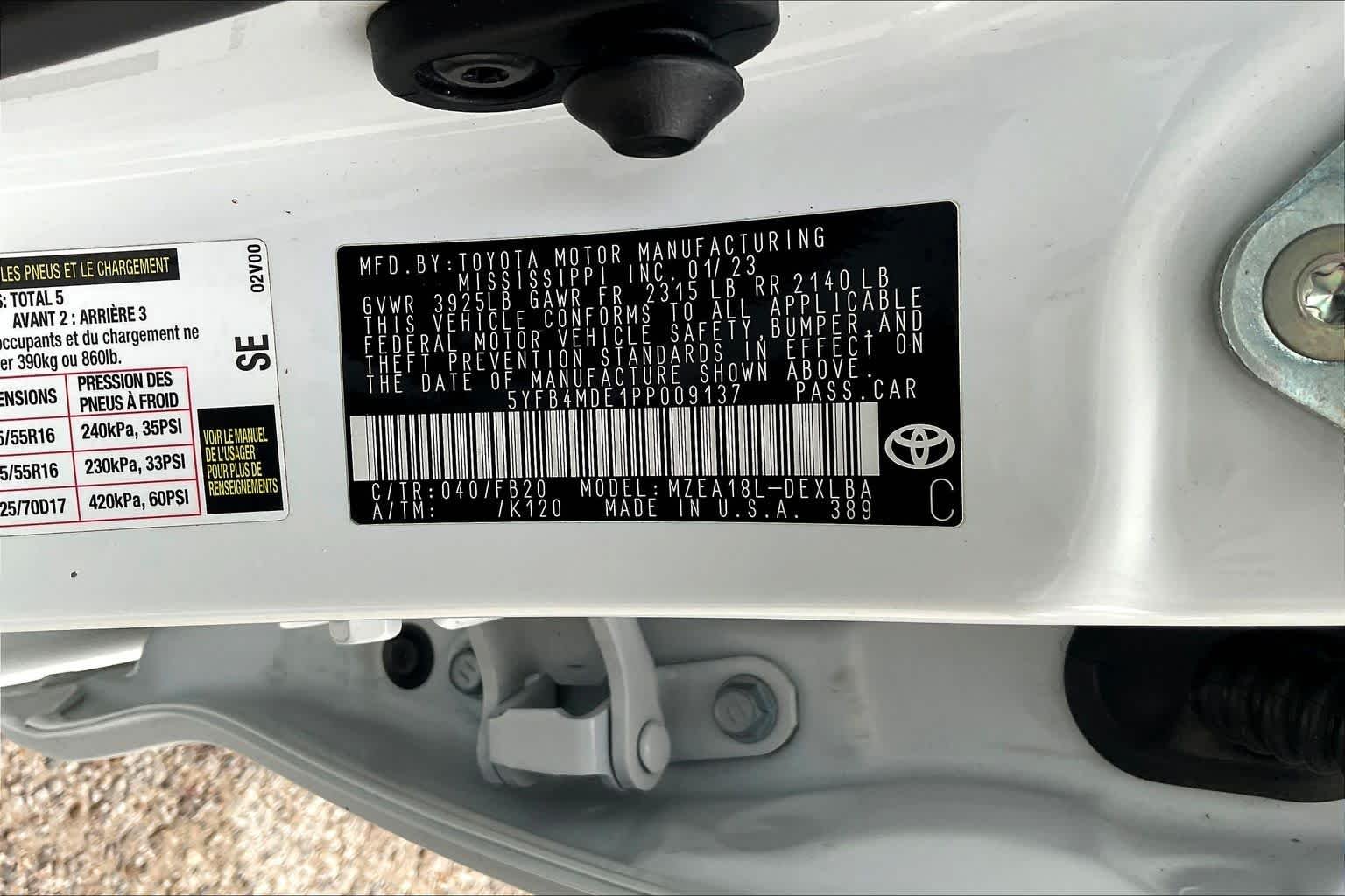 Used 2023 Ice Cap Toyota LE image 34