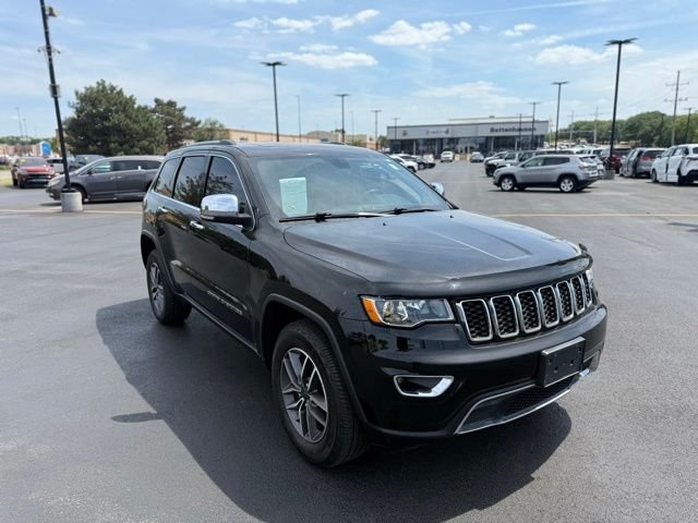Certified Used 2021 Diamond Black Crystal Pearlcoat Jeep Limited image 6
