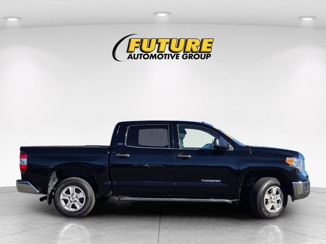 Used 2014 Black Toyota SR5 image 3