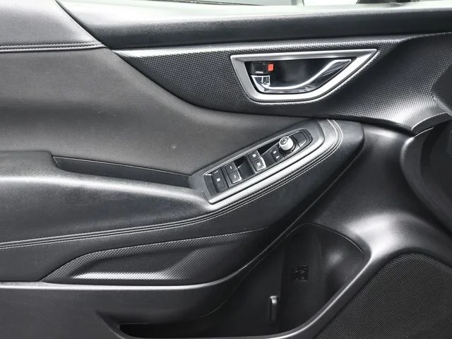 Used 2020 Black Subaru Premium image 12