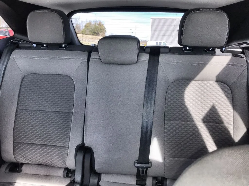 Used 2022 White Ford SE image 23