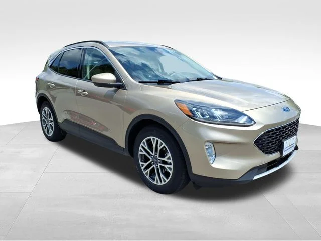 Used 2020 Gold Ford SEL image 14