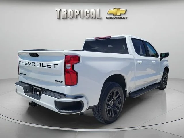 Used 2026 Summit White Chevrolet RST image 5